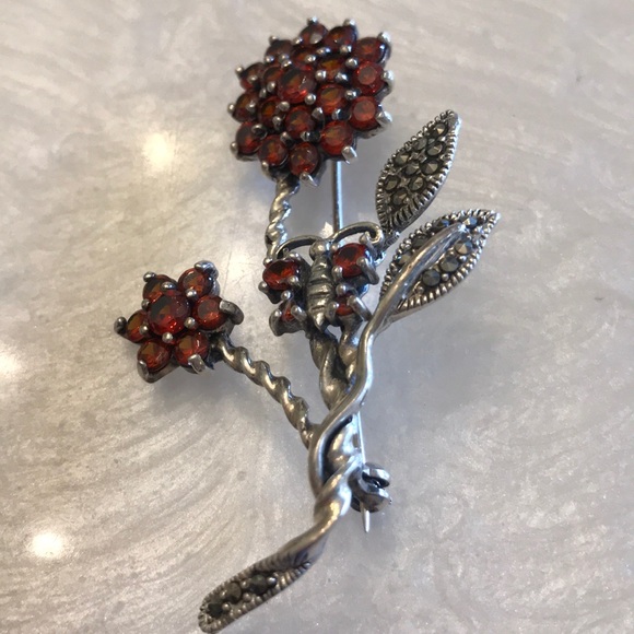 Flower Brooch - Picture 3 of 7
